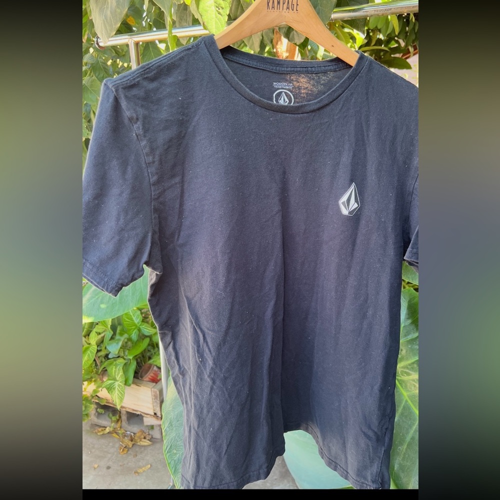 Volcom Men's Classic Black Tee